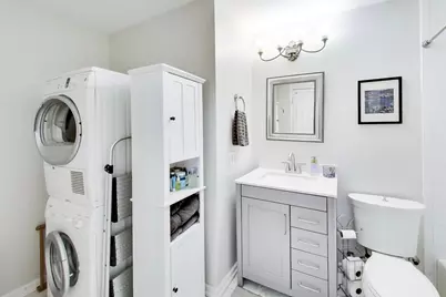 1555 N Sandburg Terrace #406, Chicago, IL 60610 - Photo 15