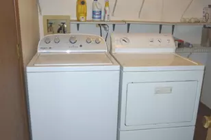 411 Drake Cir, Schaumburg, IL 60193 - Photo 19