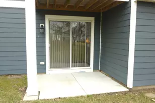 411 Drake Cir, Schaumburg, IL 60193 - Photo 3