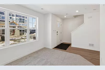 545 Yosemite Way, Mundelein, IL 60060 - Photo 3