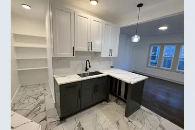 7812 S Paxton Avenue, Chicago, IL 60649 - Photo 7