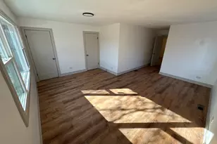 7812 S Paxton Ave, Chicago, IL 60649 - Photo 13