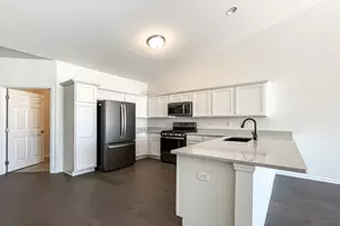 Building 14 Ridge Ln, Bolingbrook, IL 60440 - Photo 5