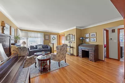 928 S Hillcrest Avenue, Elmhurst, IL 60126 - Photo 5