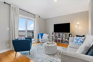 2742 N Wolcott Ave, Chicago, IL 60614 - Photo 17