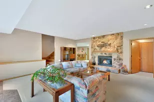 21 N Highview Cir, Hawthorn Woods, IL 60047 - Photo 27