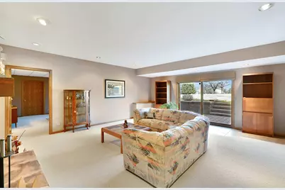 21 N Highview Circle, Hawthorn Woods, IL 60047 - Photo 25