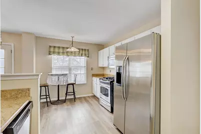 1212 Hillsborough Court, Crystal Lake, IL 60014 - Photo 7