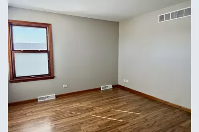 298 Sunset Boulevard, Oglesby, IL 61348 - Photo 17