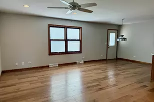 298 Sunset Blvd, Oglesby, IL 61348 - Photo 7