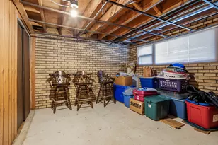 5707 W 90th Pl, Oak Lawn, IL 60453 - Photo 23