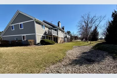 601 Eastview Court #V1, Schaumburg, IL 60194 - Photo 3