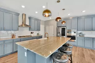 2 Potter Ct, Hawthorn Woods, IL 60047 - Photo 7