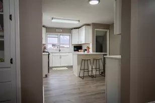 2550 26th St, Rock Island, IL 61201 - Photo 9