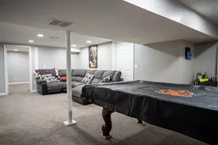 2550 26th St, Rock Island, IL 61201 - Photo 13