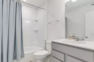 2552 Weatherbee Ln, Naperville, IL 60563 - Photo 29