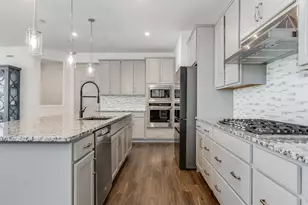 2552 Weatherbee Ln, Naperville, IL 60563 - Photo 11