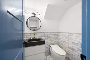 15739 Chesterfield Ln, Orland Park, IL 60462 - Photo 9