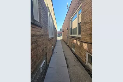 8304 S Kedzie Avenue, Chicago, IL 60652 - Photo 3