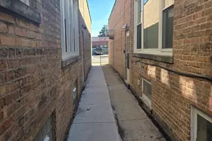 8304 S Kedzie Ave, Chicago, IL 60652 - Photo 3