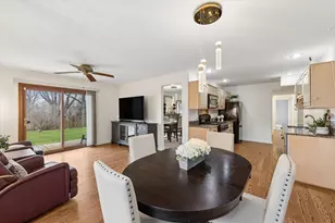 23W302 Cambridge Ct, Glen Ellyn, IL 60137 - Photo 17