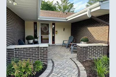 23W302 Cambridge Court, Glen Ellyn, IL 60137 - Photo 3