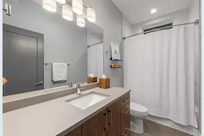 4014 N Mozart Street #1, Chicago, IL 60618 - Photo 17