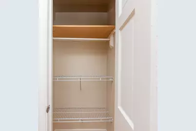 1431 W Belmont Avenue #1F, Chicago, IL 60657 - Photo 9