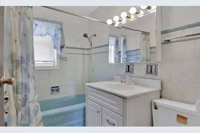 8819 W 84th Street, Justice, IL 60458 - Photo 17