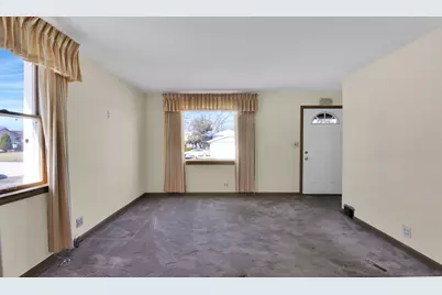 8819 W 84th Street, Justice, IL 60458 - Photo 5