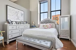 212 N Center St, Bloomington, IL 61701 - Photo 21