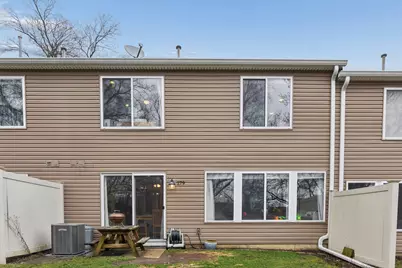 179 Locksley Drive, Streamwood, IL 60107 - Photo 19