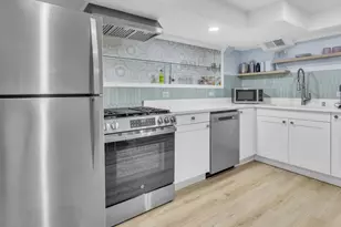 2112 N Sawyer Ave, Chicago, IL 60647 - Photo 7