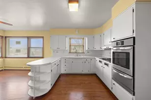 6401 W 52nd St, Chicago, IL 60638 - Photo 3