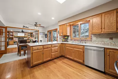 1020 Berkshire Court, Sycamore, IL 60178 - Photo 19