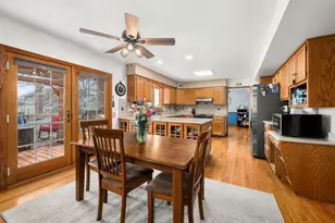 1020 Berkshire Ct, Sycamore, IL 60178 - Photo 23