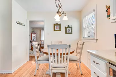 130 Belle Plaine Avenue, Park Ridge, IL 60068 - Photo 7