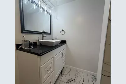 300 Spelter Avenue #79, Danville, IL 61832 - Photo 15