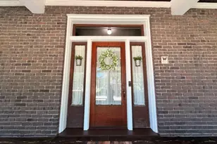 622 N Monroe St, Clifton, IL 61727 - Photo 5