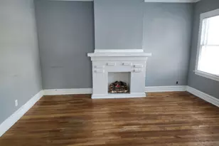 5541 W Grace St, Chicago, IL 60641 - Photo 3