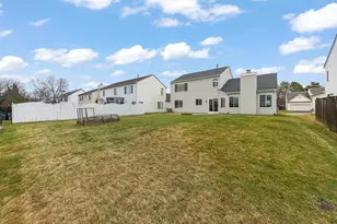 1371 E Braymore Circle, Naperville, IL 60564 - Photo 23