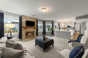 1371 E Braymore Circle, Naperville, IL 60564 - Photo 11