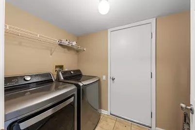 1371 E Braymore Circle, Naperville, IL 60564 - Photo 13