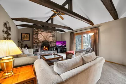 2S168 Mayfield Lane, Glen Ellyn, IL 60137 - Photo 5