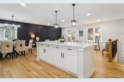 1420 Hassell Road, Hoffman Estates, IL 60169 - Photo 13