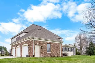 1607 Chestnut Grove Ct, Champaign, IL 61822 - Photo 105