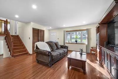 849 Hemlock Drive, Sleepy Hollow, IL 60118 - Photo 3