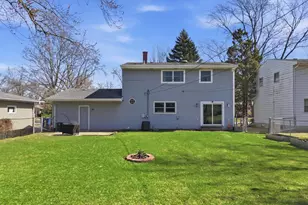 203 Fairview Dr, Saint Charles, IL 60174 - Photo 49