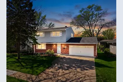 203 Fairview Drive, Saint Charles, IL 60174 - Photo 3