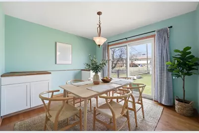 203 Fairview Drive, Saint Charles, IL 60174 - Photo 11